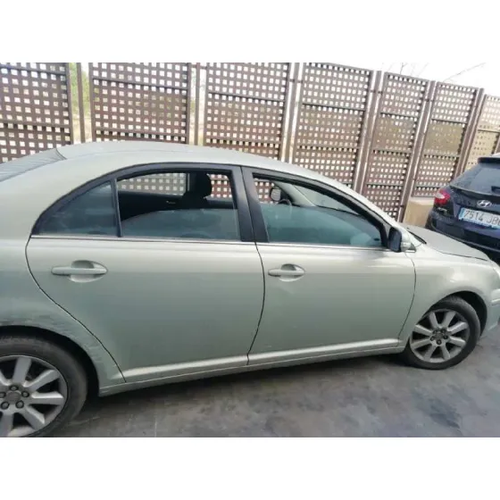 TOYOTA AVENSIS BERLINA (T25) '2006 1.8 SOL SEDAN (4-PTAS.) GRIS