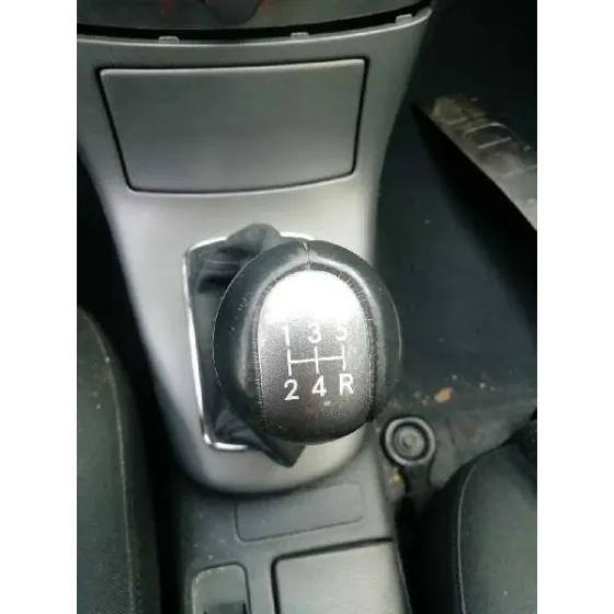 TOYOTA AVENSIS BERLINA (T25) '2006 1.8 SOL SEDAN (4-PTAS.) GRIS