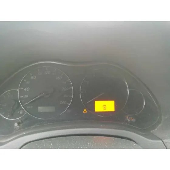 TOYOTA AVENSIS BERLINA (T25) '2006 1.8 SOL SEDAN (4-PTAS.) GRIS
