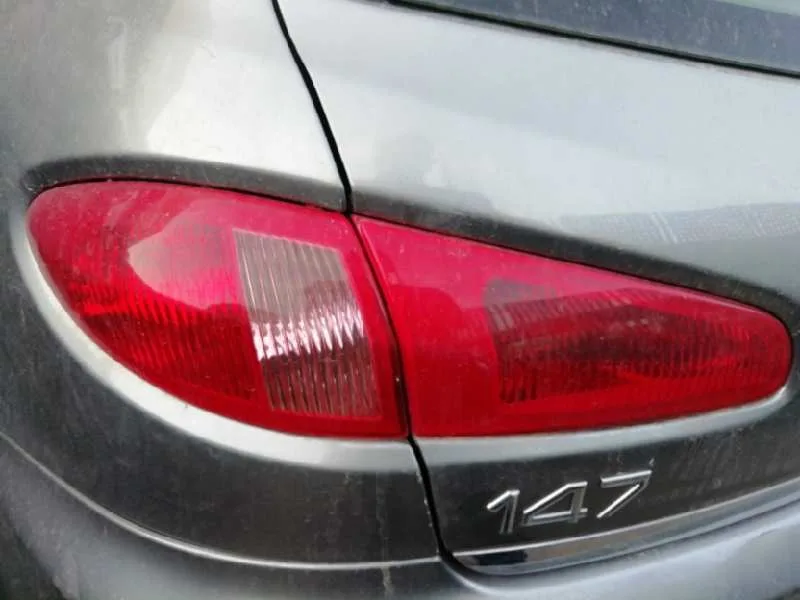 ALFA ROMEO 147 (190) '2005 1.6 16V CAT GRIS