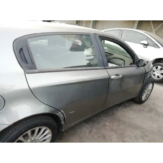 ALFA ROMEO 147 (190) '2005 1.6 16V CAT GRIS