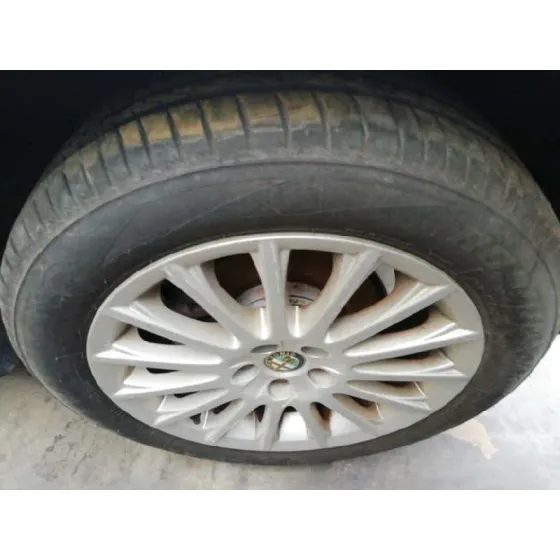ALFA ROMEO 147 (190) '2005 1.6 16V CAT GRIS