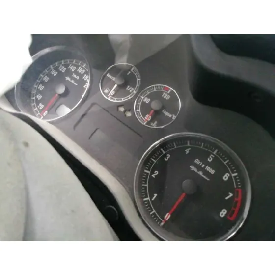 ALFA ROMEO 147 (190) '2005 1.6 16V CAT GRIS