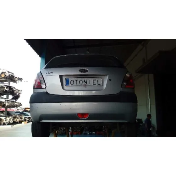KIA RIO '2006 1.4 ACTIVE GRIS PLATA