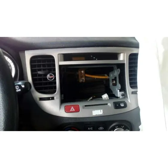 KIA RIO '2006 1.4 ACTIVE GRIS PLATA