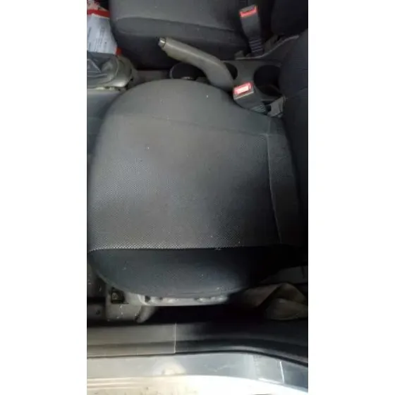 KIA RIO '2006 1.4 ACTIVE GRIS PLATA
