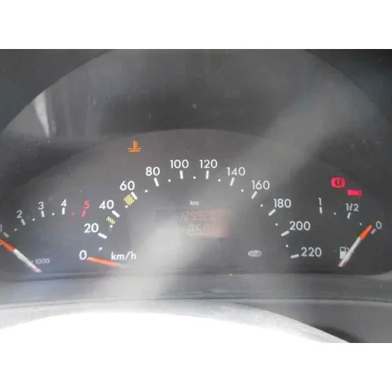 MERCEDES CLASE A (W168) '2001 170 CDI (168.008) ROJO