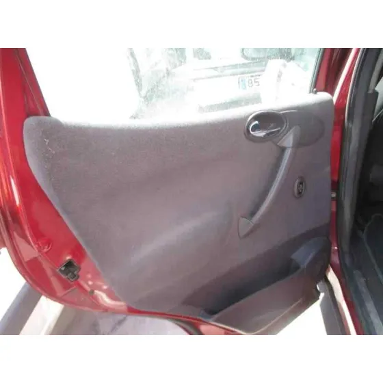 MERCEDES CLASE A (W168) '2001 170 CDI (168.008) ROJO