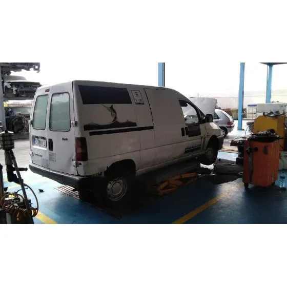CITROEN JUMPY '2001 2.0 HDI SX CAJA CERRADA ACRISTALADA BLANCO