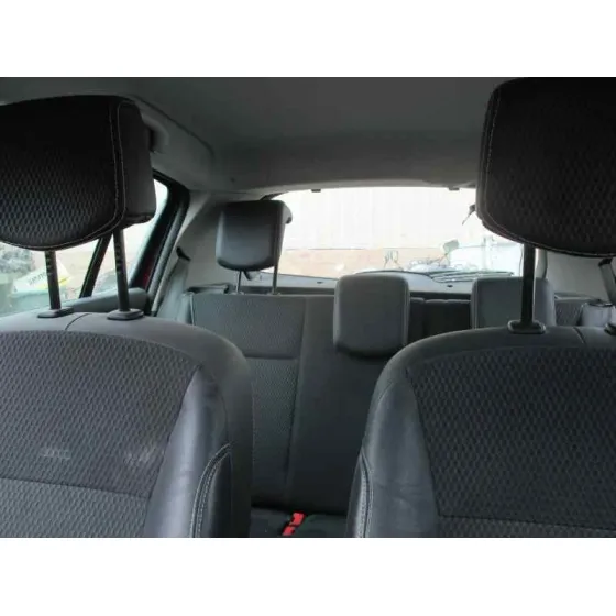 RENAULT CLIO III '2009 AUTHENTIQUE ROJO