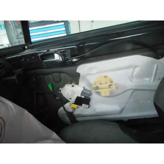 CITROEN C4 COUPE '2005 VTR NEGRO