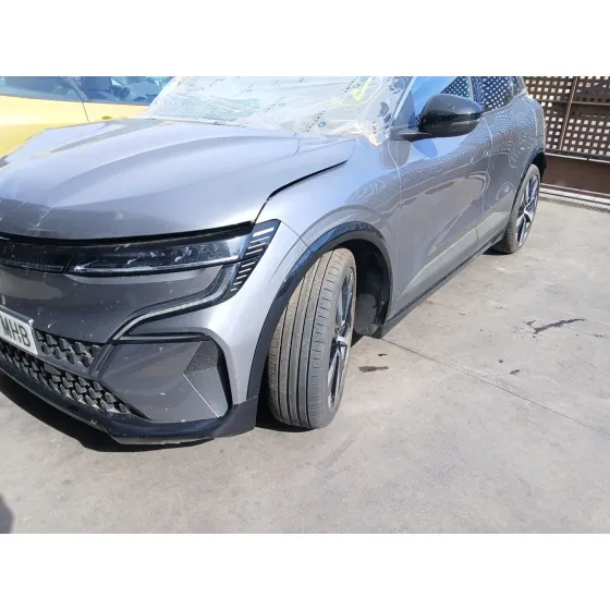 RENAULT MEGANE E-TECH ELECTRIC TIPO MOTOR 6AM402 96KW