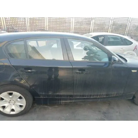 BMW SERIE 1 BERLINA (E81/E87) '2007 118D NEGRO