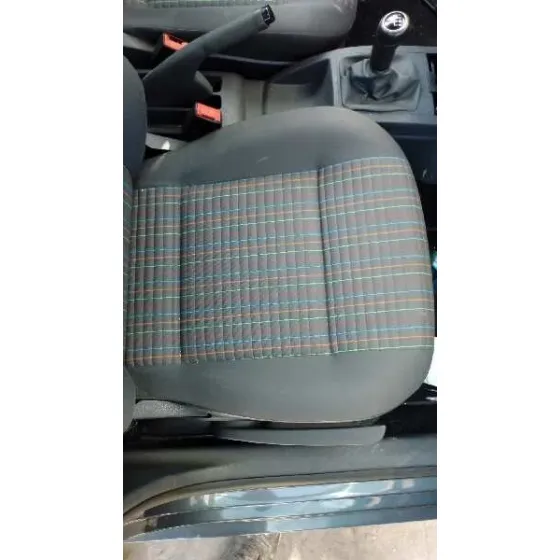 VOLKSWAGEN POLO (9N3) '2008 EDITION GRIS OSCURO