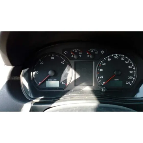 VOLKSWAGEN POLO (9N3) '2008 EDITION GRIS OSCURO