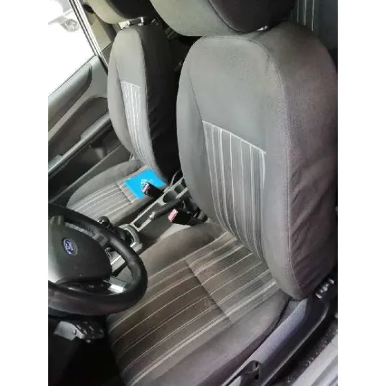 FORD FOCUS TURNIER (CB4) '2008 TREND ROJO