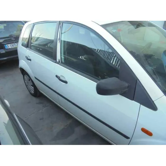 FORD FIESTA (CBK) '2002 AMBIENTE BLANCO