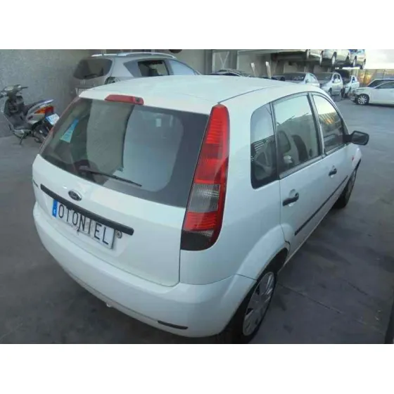 FORD FIESTA (CBK) '2002 AMBIENTE BLANCO
