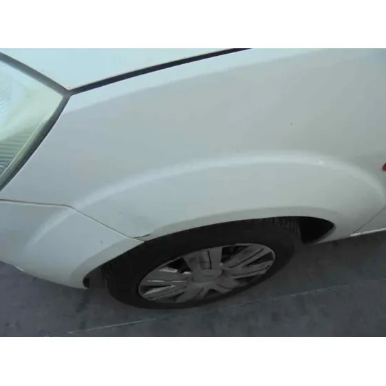 FORD FIESTA (CBK) '2002 AMBIENTE BLANCO