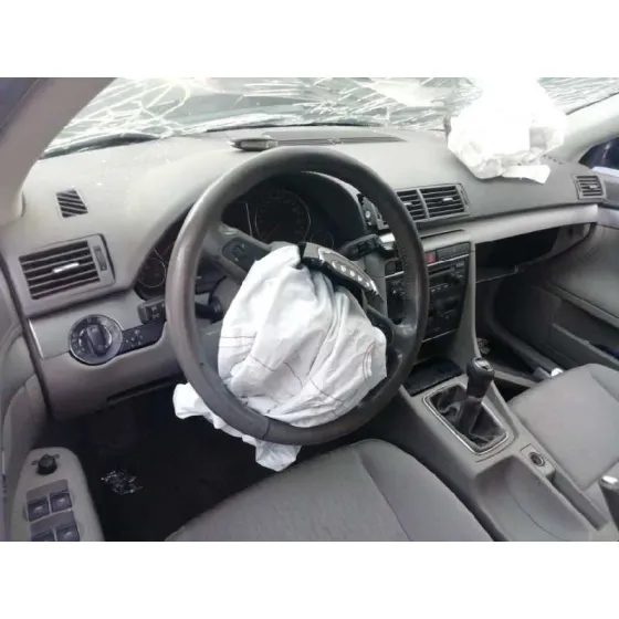 AUDI A4 AVANT (8E) '2005 2.0 TDI NEGRO