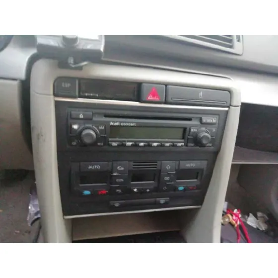 AUDI A4 AVANT (8E) '2005 2.0 TDI NEGRO