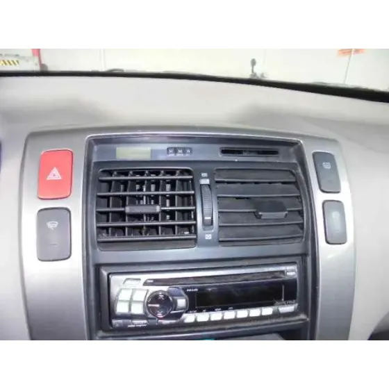 HYUNDAI TUCSON (JM) '2004 2.0 CRDI COMFORT (4WD) NEGRO