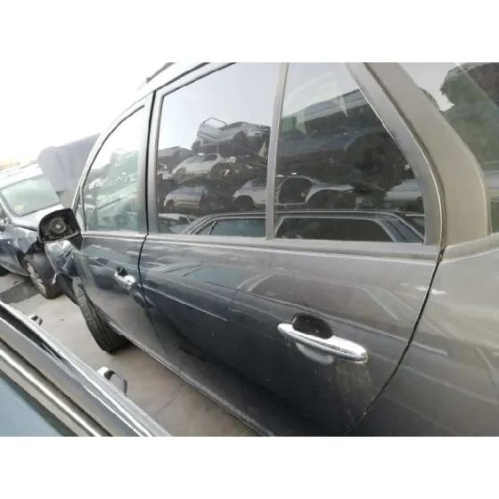 KIA CARENS (UN) '2010 2.0 CRDI GRIS OSCURA