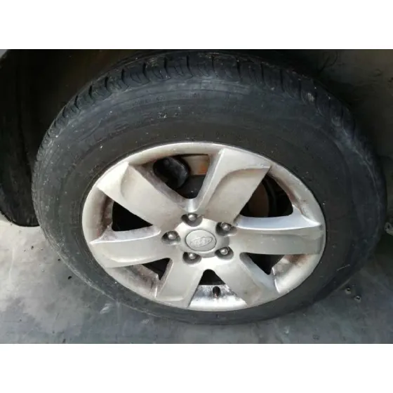 KIA CARENS (UN) '2010 2.0 CRDI GRIS OSCURA