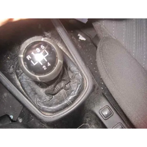SEAT LEON (1M1) '2003 SIGNO ROJO