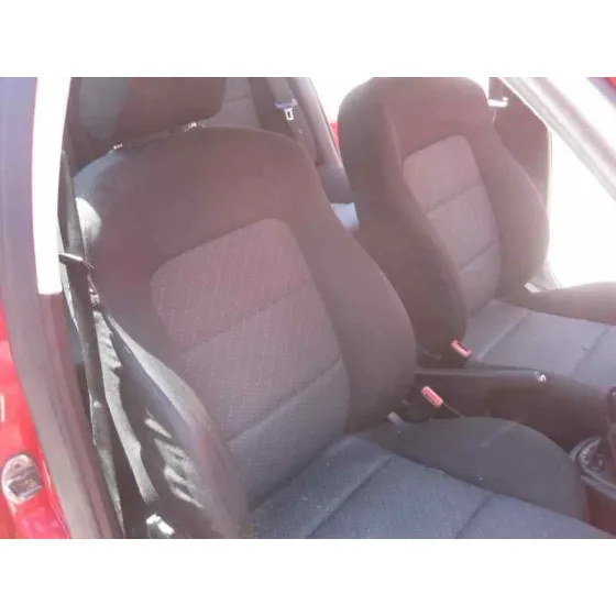 SEAT LEON (1M1) '2003 SIGNO ROJO