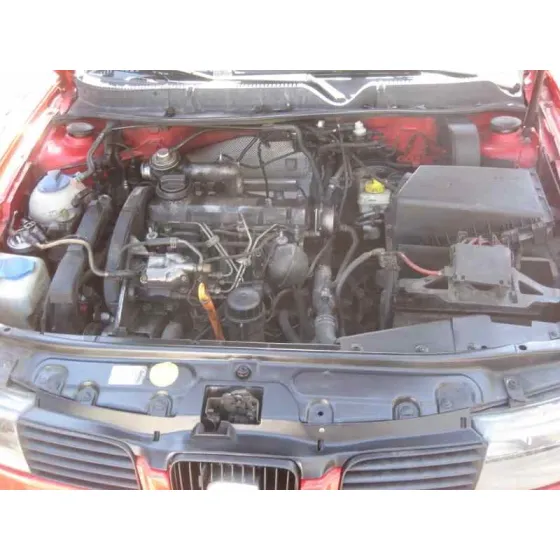 SEAT LEON (1M1) '2003 SIGNO ROJO