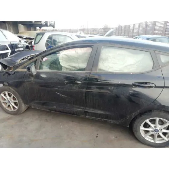 FORD FIESTA (CE1) '2018 TREND NEGRO