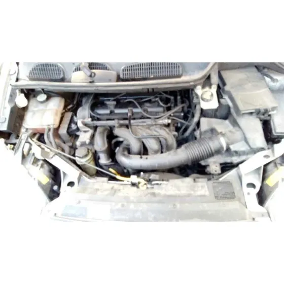 FORD FOCUS C-MAX (CAP) '2003 AMBIENTE (D) PLATA
