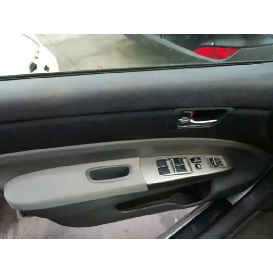 TOYOTA PRIUS (NHW20) '2006 1.5 CAT GRIS