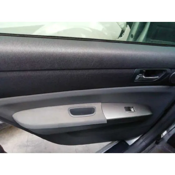 TOYOTA PRIUS (NHW20) '2006 1.5 CAT GRIS