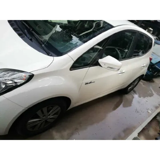 HYUNDAI IX20 '2013 SLE BLUE BLANCO