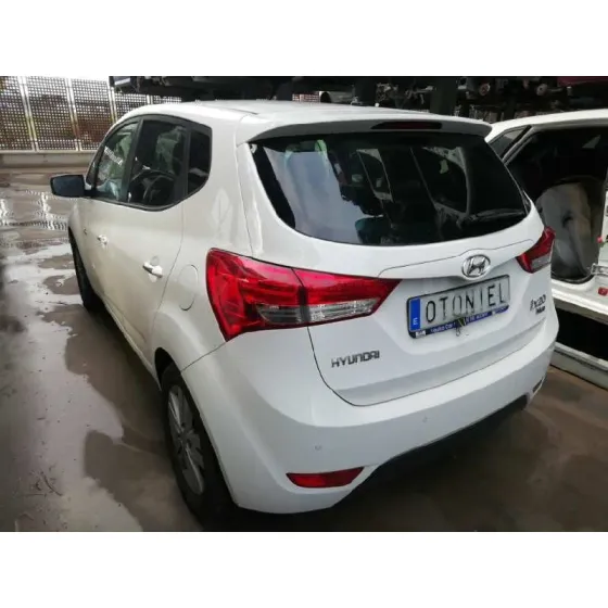 HYUNDAI IX20 '2013 SLE BLUE BLANCO