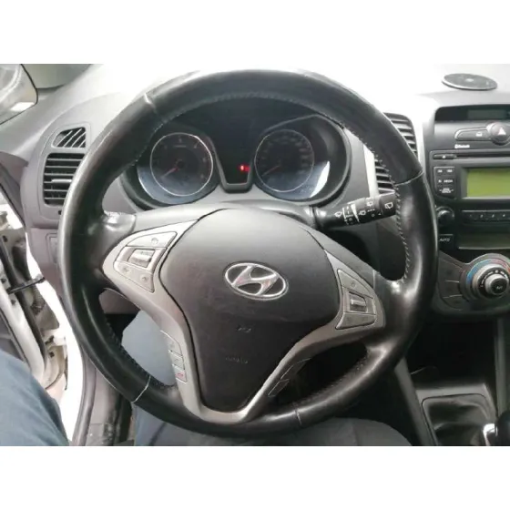 HYUNDAI IX20 '2013 SLE BLUE BLANCO
