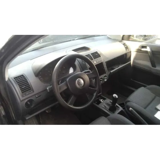 VOLKSWAGEN POLO (9N1) '2004 GT NEGRO
