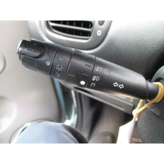 CITROEN XSARA PICASSO '2002 1.6 EXCLUSIVE VERDE