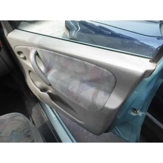 CITROEN XSARA PICASSO '2002 1.6 EXCLUSIVE VERDE
