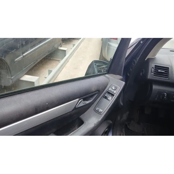MOTOR 266920 CVF/KW:11.19/70. CAMBIO MANUAL 5V