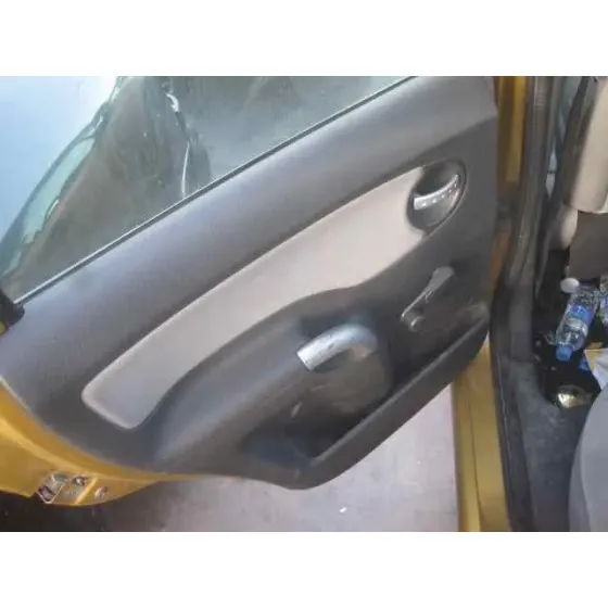 CITROEN C3 '2003 1.1 VIVACE DORADO