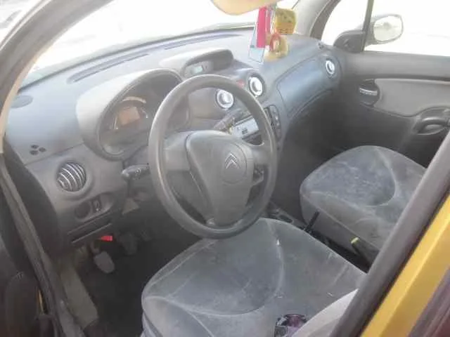 CITROEN C3 '2003 1.1 VIVACE DORADO