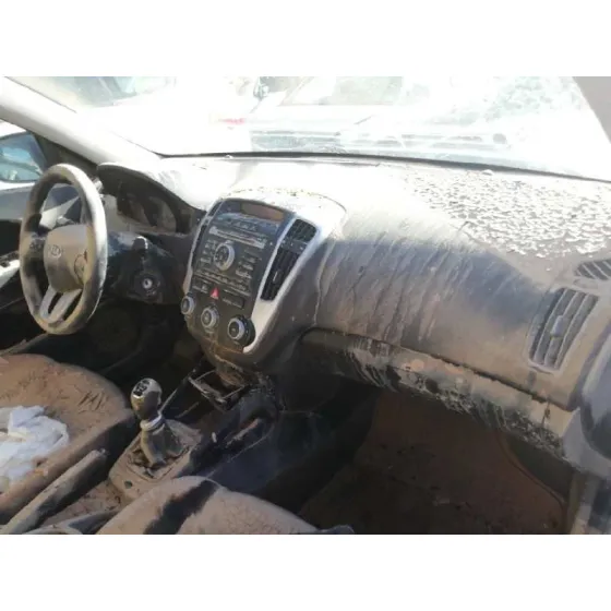 KIA CEE'D '2010 1.6 CRDI CAT BLANCO