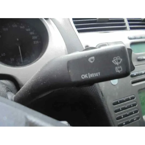 SEAT ALTEA (5P1) '2004 1.9 TDI AZUL METALIZADO