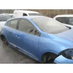 RENAULT MEGANE III BERLINA 5 P RENAULT MEGANE III BERLINA 5 P '2013 BOSE EDITION AZUL 2013