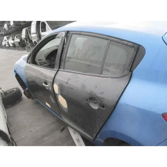 RENAULT MEGANE III BERLINA 5 P '2013 BOSE EDITION AZUL