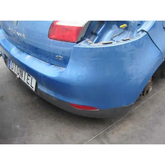 RENAULT MEGANE III BERLINA 5 P '2013 BOSE EDITION AZUL