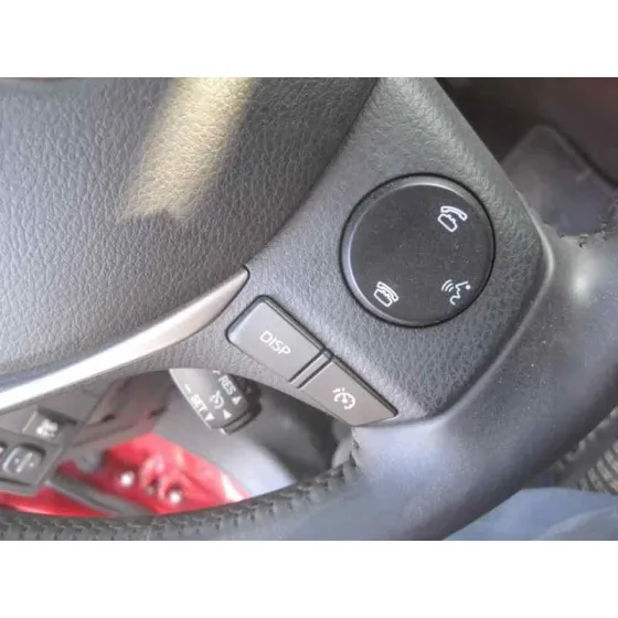 TOYOTA AURIS '2014 BUSINESS ROJO